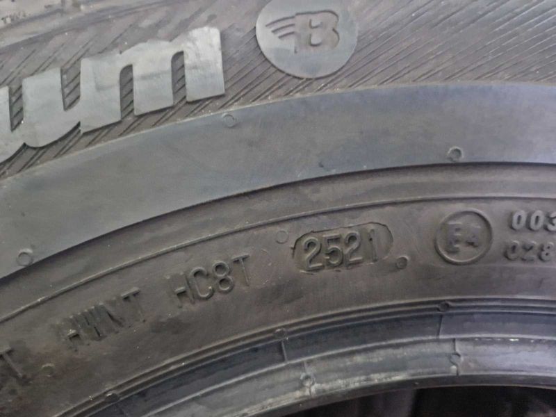 4 Barum R15 C 215/70/ 
летни бусови гуми 
DOT2521