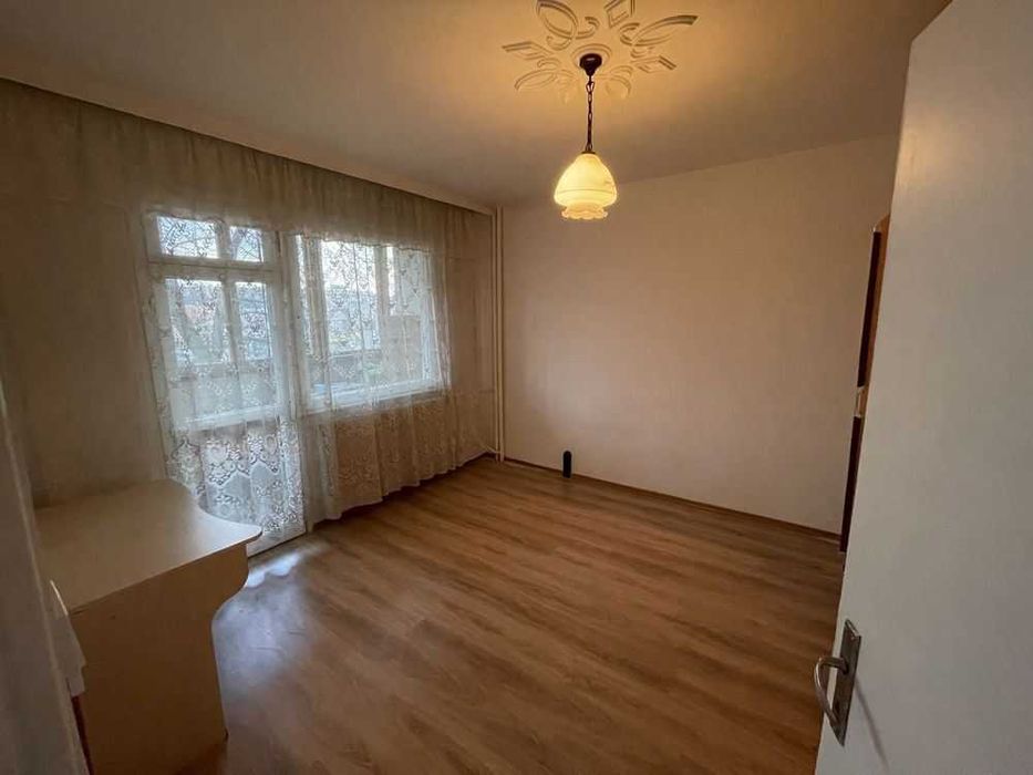 Продава се Тристаен апартамент в София, Надежда 2 - 87 кв.м за 1610 €/кв.м - Снимка #2