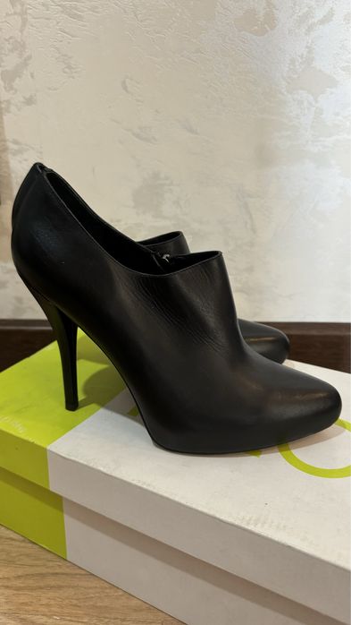 Продам модную женскую обувь