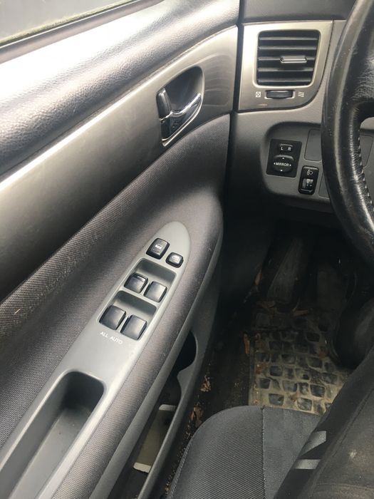 Тойота Авенсис Версо / Toyota Avensis Verso 2.0D 116hp 2002g НА ЧАСТИ!