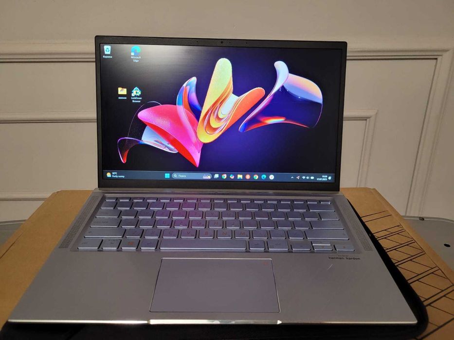 asus zenbook UM431D notebook pc