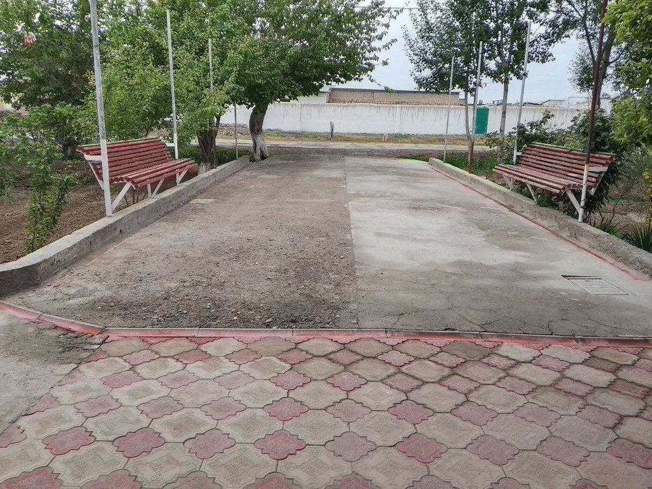 Hovli, Karmana tumani, Navro‘z mahalla