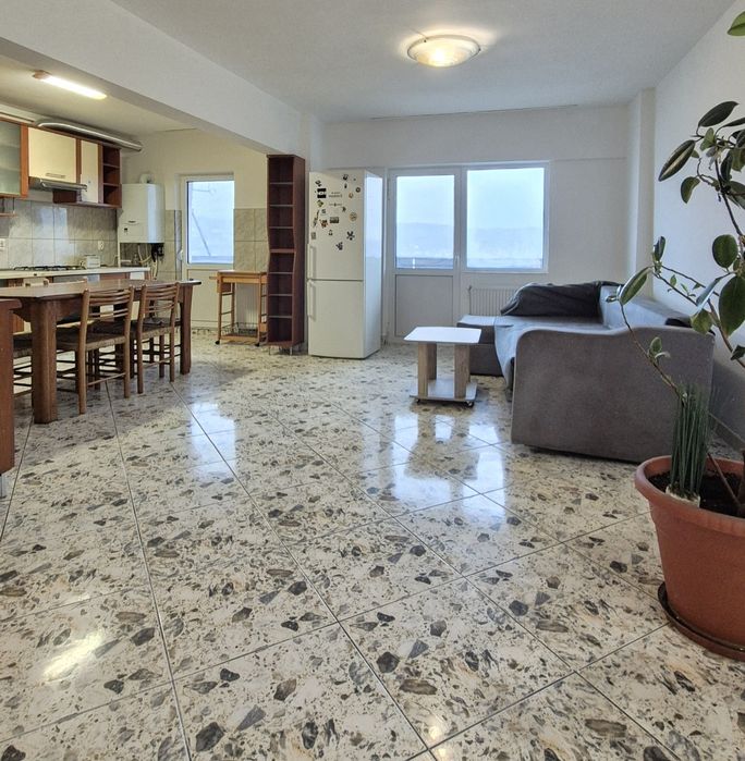 Apartament cu 5 camere, 96mp