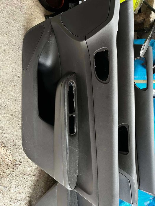 Останали части от Пежо 307 хечбег 2003