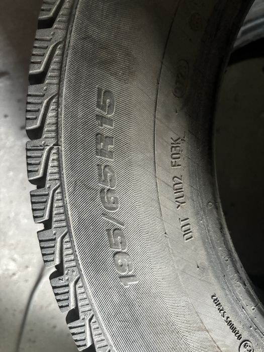 Продам зимние шины 195/65/15