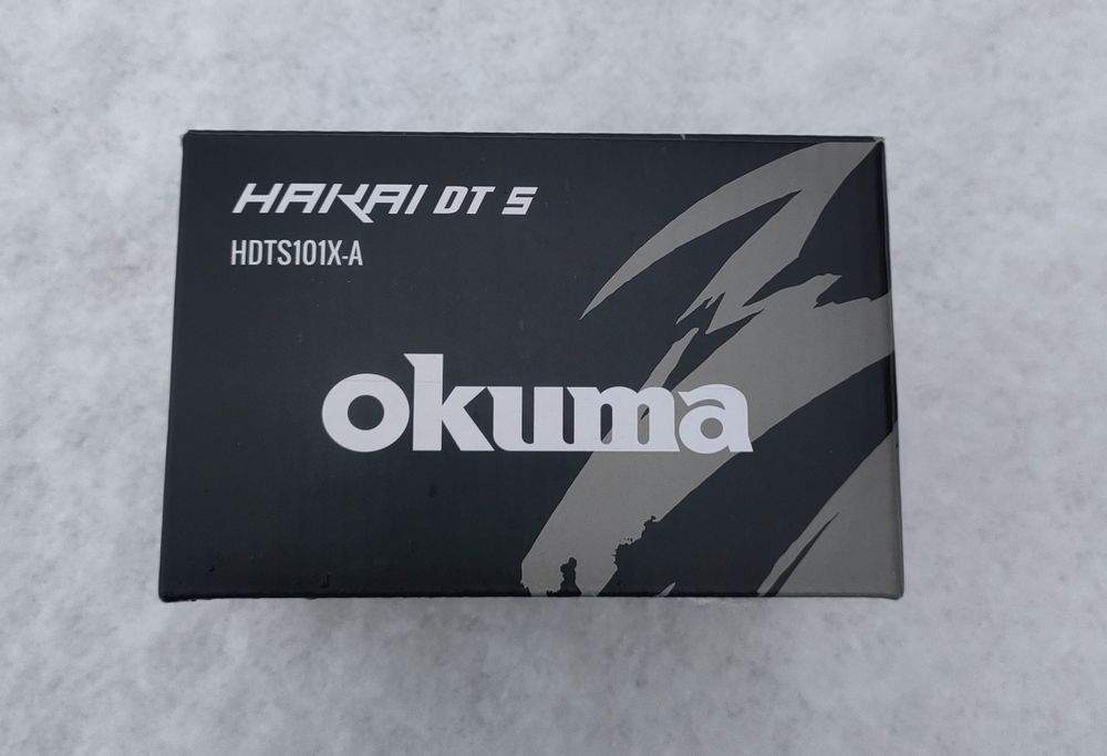 Vând mulineta Okuma Hakai