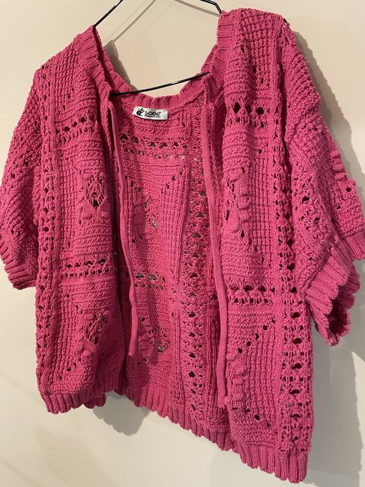 Розова жилетка ……