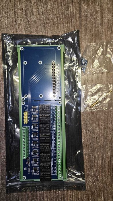 Placa cu relee Waveshare pentru Raspberry Pi