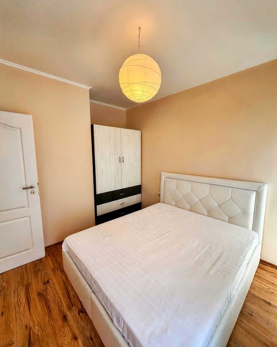 Продава се Тристаен апартамент в к.к. Слънчев бряг - 70 кв.м за 1915 €/кв.м - Снимка #1