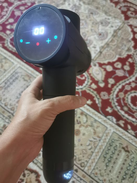 Массажер Element-5 ручной вибрационный перкуссионный