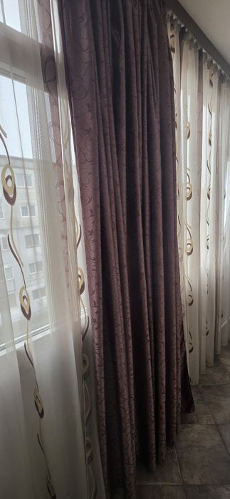 Draperii cu perdea maro