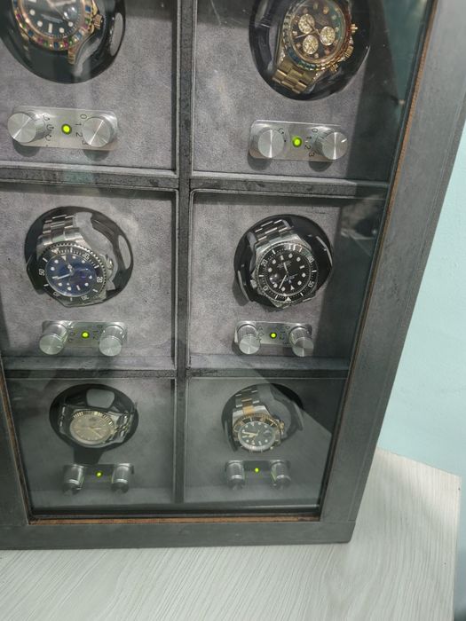 Soatlar mexanizmini yurgʻazish uchun soat karobkasi.