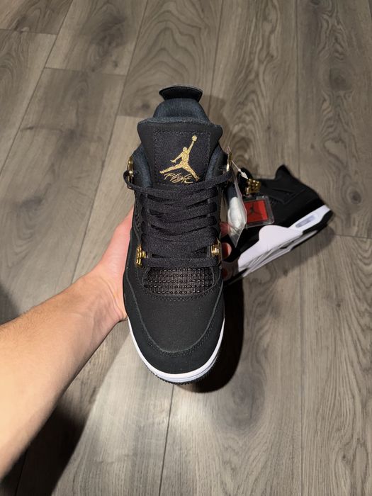 Jordan 4