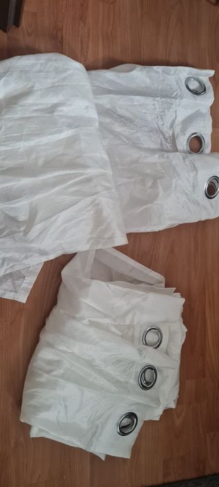 2 броя снежно бели  завеси/пердета с халки