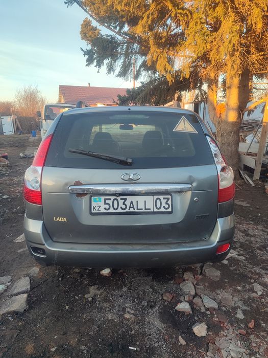 Продам  приору 1