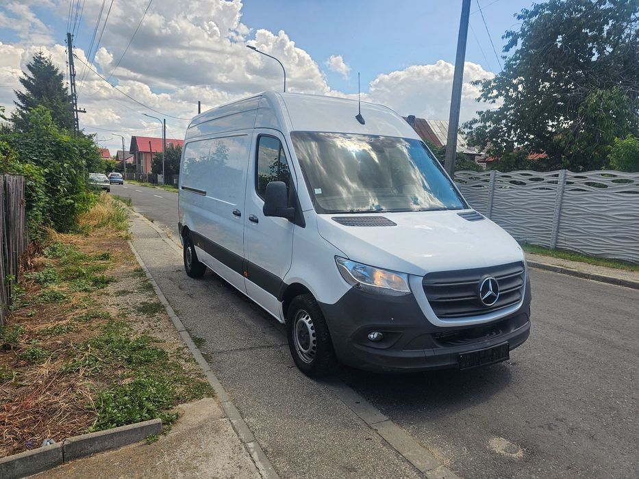 Mercedes-Benz Sprinter 214 CDI Mercedes Sprinter 214 CDI, cutie automata, MBUX, pilot automat