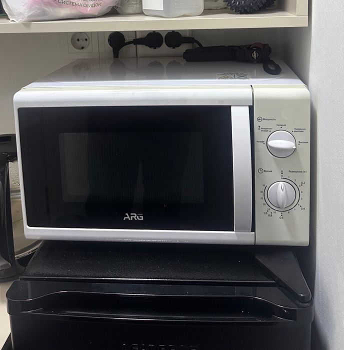 Микроволновка в хорошем состоянии