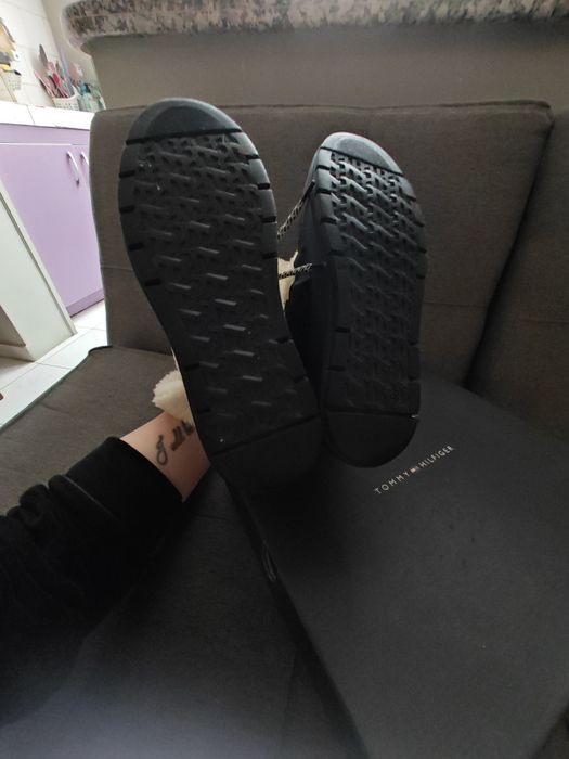 Апрески Tommy Hilfiger