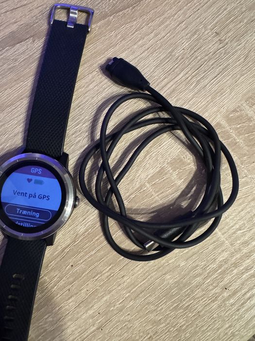 Ceas smartwatch Garmin Vivoactive 3, HR, GPS,