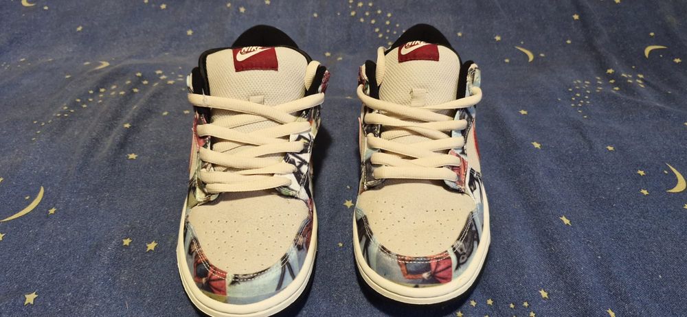 Vând jordan 1 low  travis scoot  marime dela 40 la 44