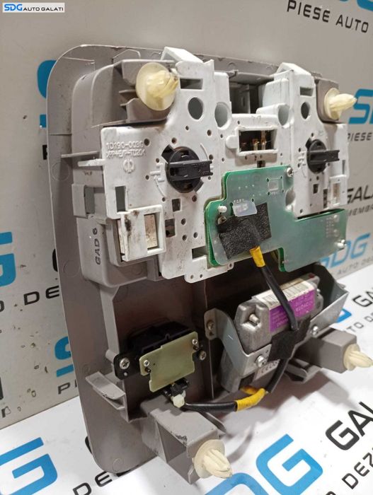 Plafoniera Lumini Lampa Iluminare Interior Habitaclu cu Buton Trapa Toyota RAV4 XA30 2005 - 2013 Cod 89732-42021 271000-3411 [M5913]