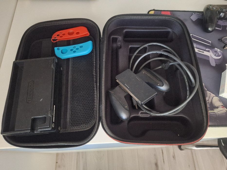 Nintendo Switch + huse