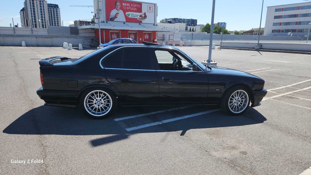 Продавам БМВ Е34