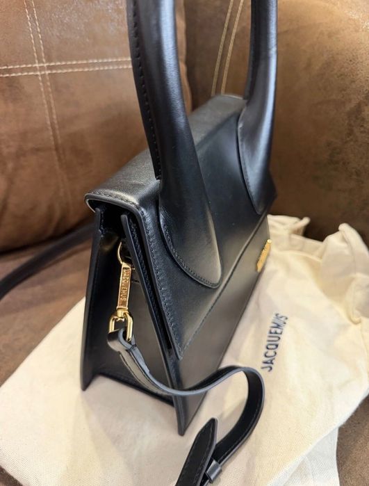 Geanta Jacquemus originala