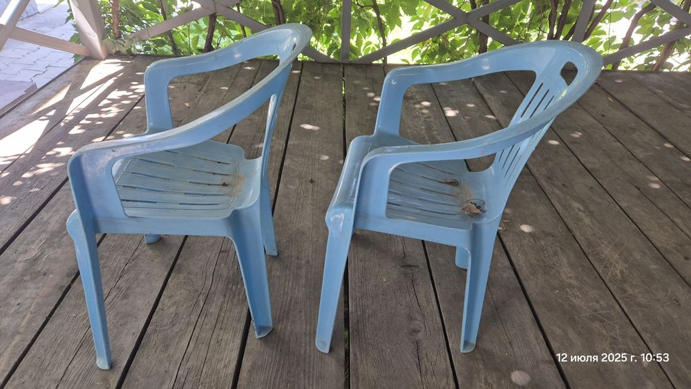 Детский пластиковый стульчик