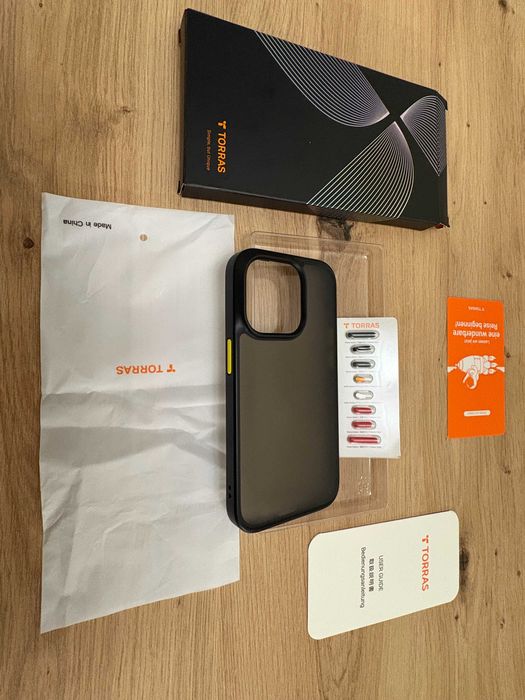 Torras Silicon Case за iPhone 15 Pro