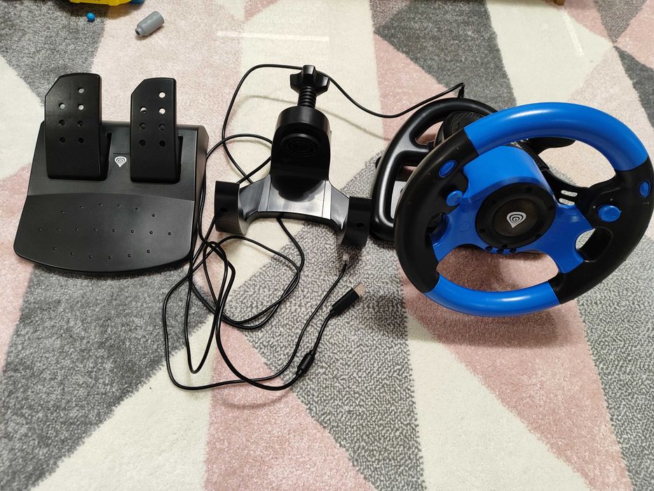 Волан и педали на Genesis