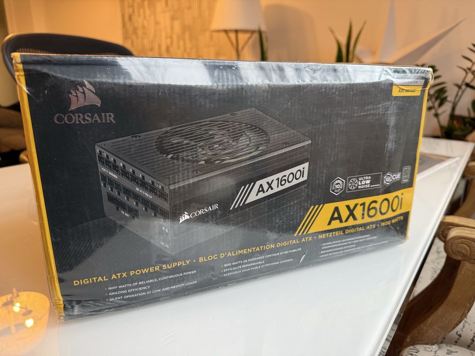 Sursa Corsair AX1600i - nou - in tipla.
