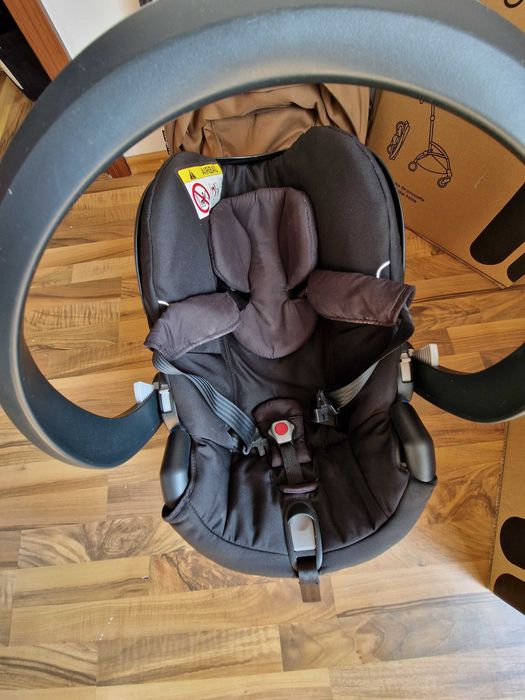 Babyzen YOYO2 SET COMPLET 3 în 1 + landou NOU