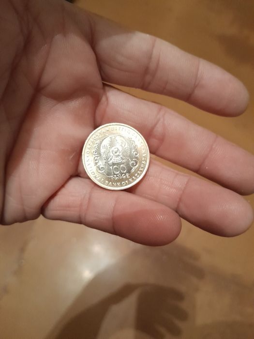 Продам юбилейный монеты