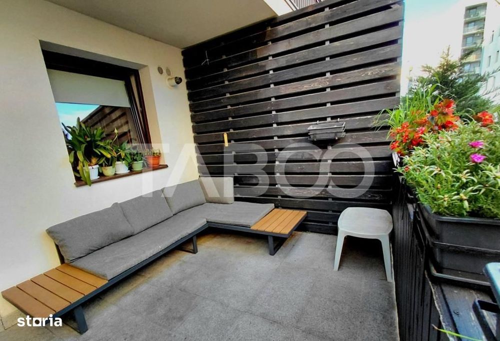 Apartament cu 2 camere decomandat de vanzare in Borhanci cu terasa