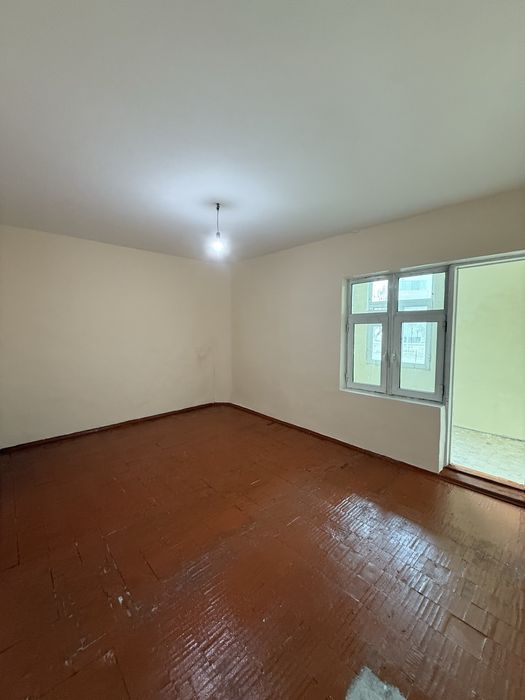 Срочно!Тошкент вилояти Галакудукд 1 хонали 1чи этаж