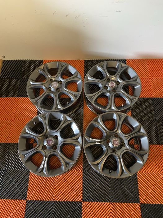 Jante originale Fiat Punto , 500L pe 16