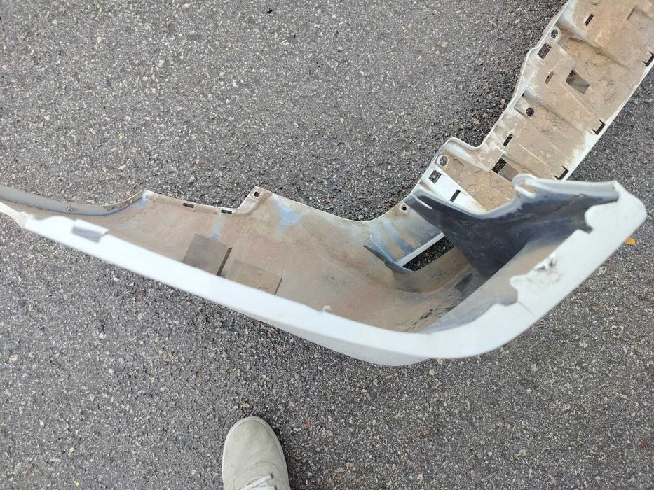 Бампер задний оригинал