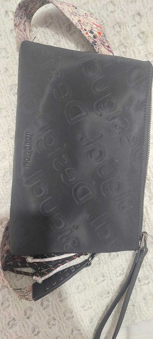 Poseta DESIGUAL noua