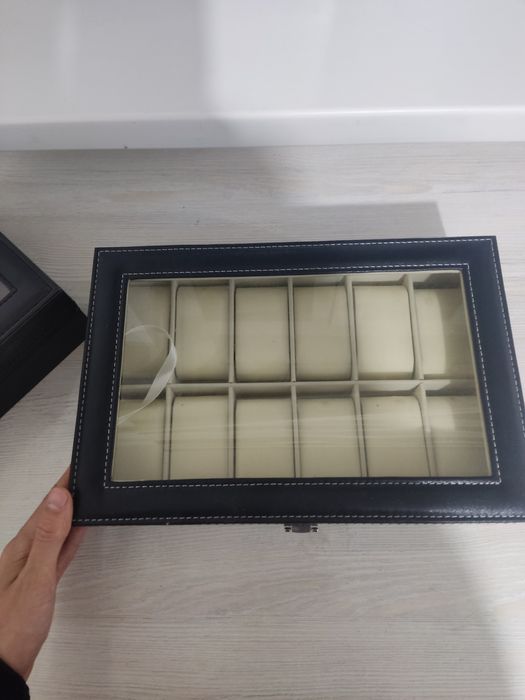 Футляр для ЧАСОВ.   2-шт Новый!