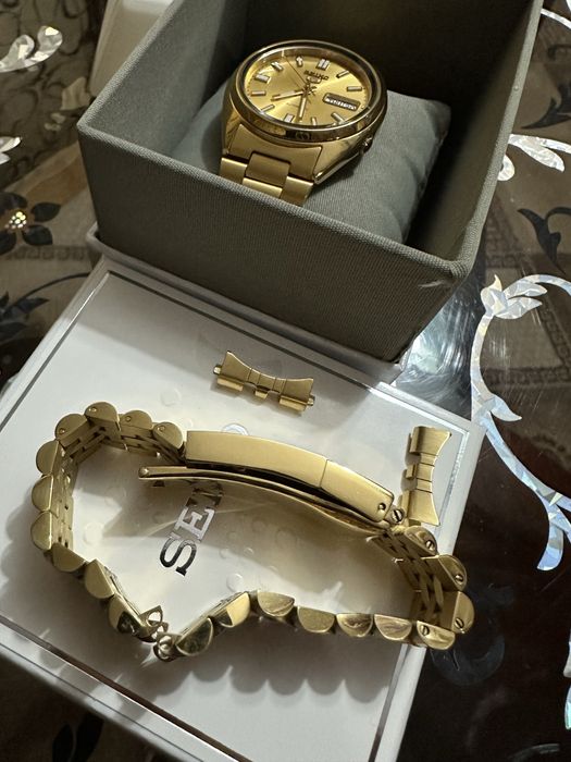 Часовник Seiko 5