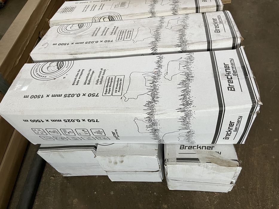 Plasa.  650 lei Sfoara. 80 lei Folie 350 lei