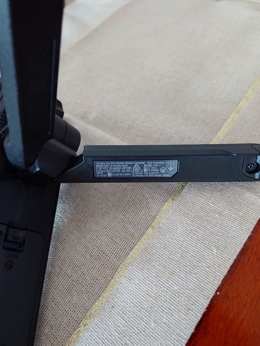 Mâner de fotografiere cu telecomandă Sony 
GPVPT2BT.SYU