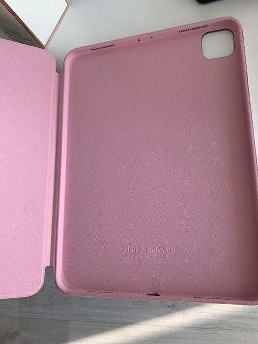 Продам чехол iPad Pro 11
