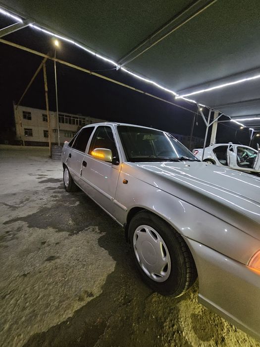 Нексия 2 сотилади