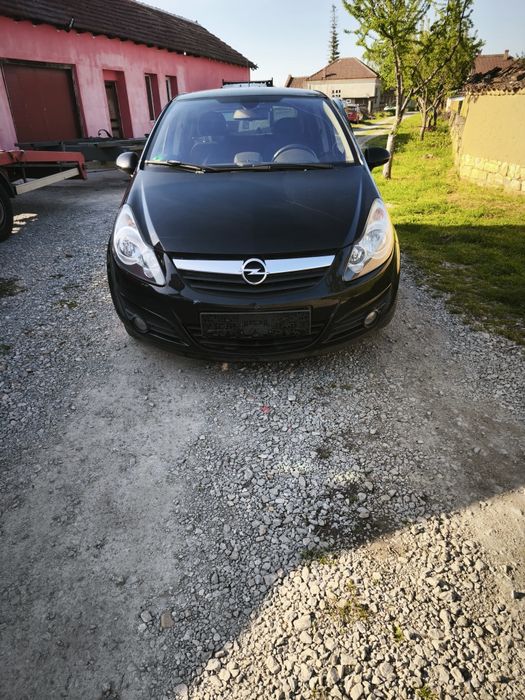 На части Opel Corsa D 1.4 бензин