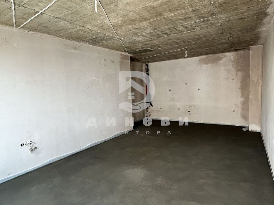 Продава се Тристаен апартамент в Стара Загора, Самара 3 - 94 кв.м за 661 €/кв.м - Снимка #1