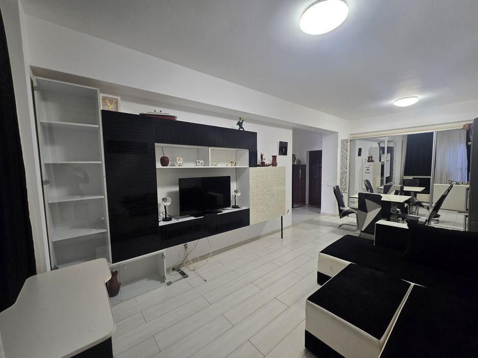 Ofer spre închiriere Apartament cu 2 camere