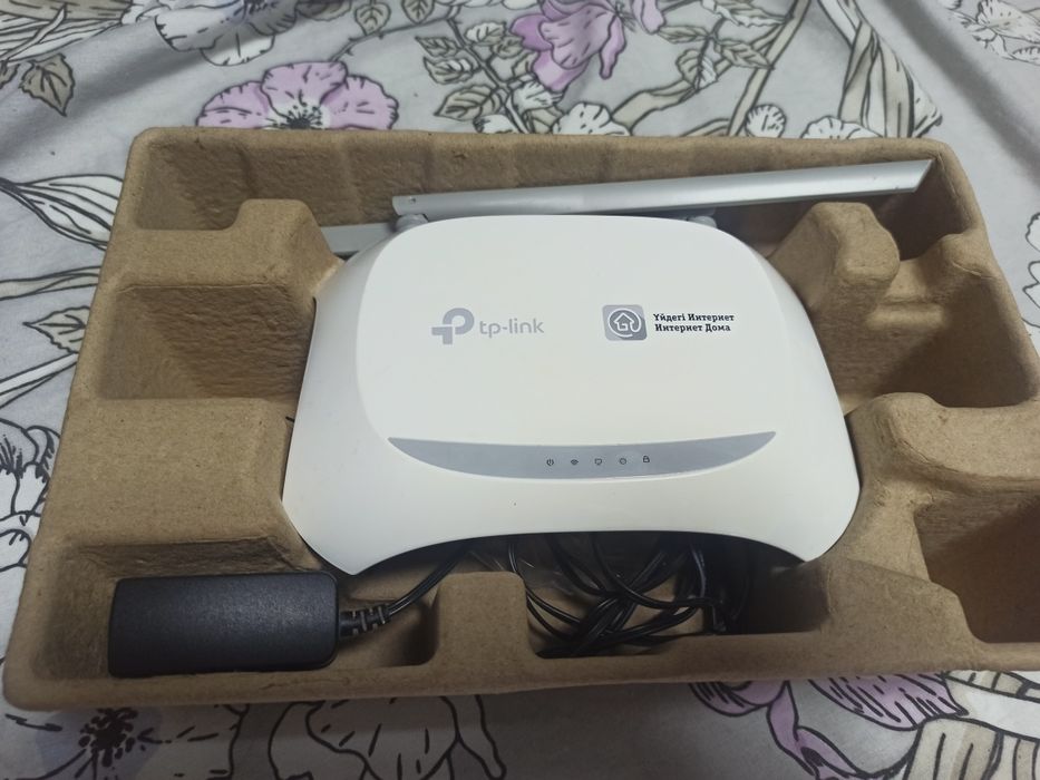Продам роутер tp link