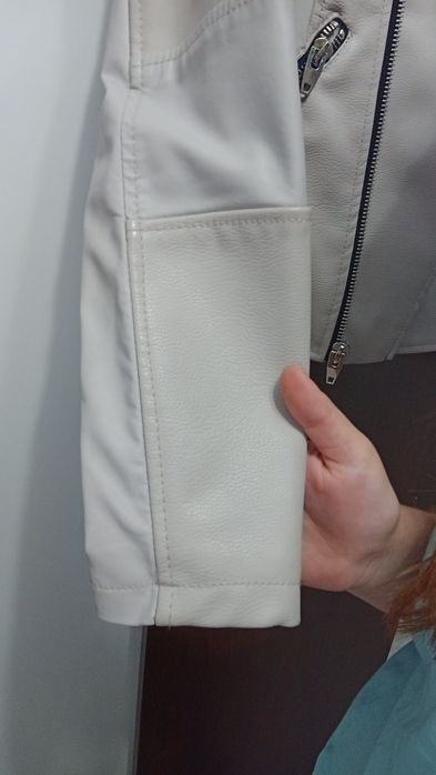 Geacă de piele gri